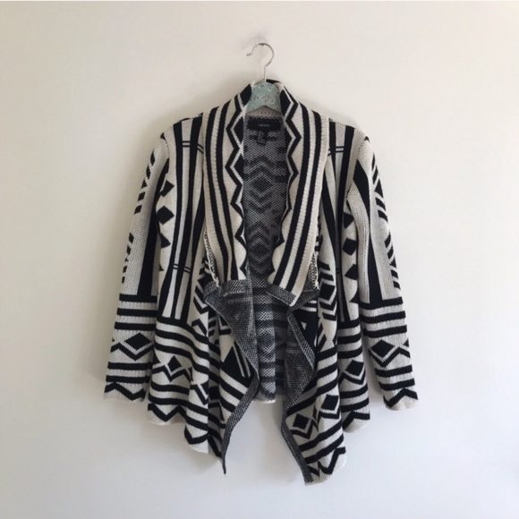 F21 Western Print Cascading Cardigan Black White - Picture 1 of 6